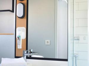 Hotels Ibis Paris Tour Eiffel Cambronne 15eme : photos des chambres