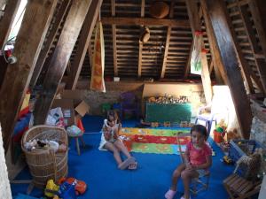 Maisons de vacances Three lovely g tes surrounded by nature with private swimming pool and garden : photos des chambres