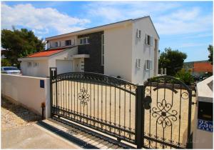 Apartments Nika