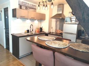 Appartement Saint Malo vue sur mer, parking vélo privé , Ferry, plage et commerces à 50 m