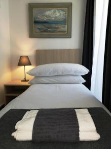 Hotel Elvezia - Self Check-in