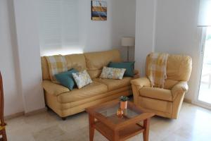 Soleado a un paso de la playa