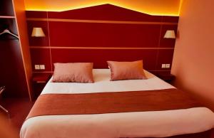 Hotels Fasthotel Montmarault : photos des chambres