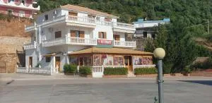 Hotel Lagjini - Piqeras