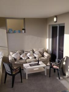 Comfortable apartment with amazing sea views