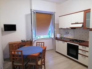 via Ancona a 50mt dal mare