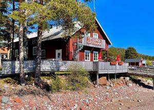 Trysunda Vandrarhem & Skärgårdscafé