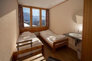 Double Room with Mountain View room in Tignousa