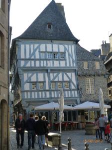 Appartements Le Logis Port de Dinan Lanvallay : photos des chambres