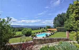 Maisons de vacances Awesome Home In Goult With 5 Bedrooms, Wifi And Private Swimming Pool : photos des chambres