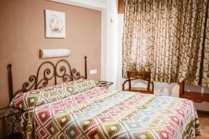 Double or Twin Room room in Hostal la Campana