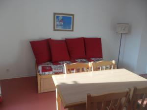 Appartements LA JOUE DU LOUP T2 AU PIED DES PISTES : photos des chambres