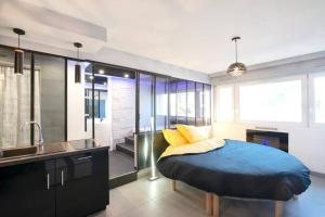 Appartements Appartement-jacuzzi / love room a 800m du centre : photos des chambres