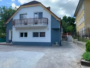 Borsi Apartman - Budatava-fürdő