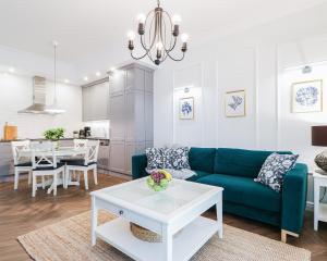 Azure Apartment by Baltic Home