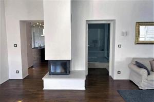 Luxusný 118m2 Apartmán s Krbom v Centre Nitry