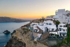 Pearl of Caldera Oia - Boutique Hotel by Pearl Hotel Collection - Oia