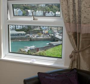 Schooner Point Guest House