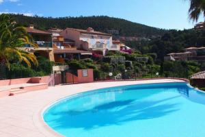 Appartements Sea view apartment in residence with swimming pool : photos des chambres