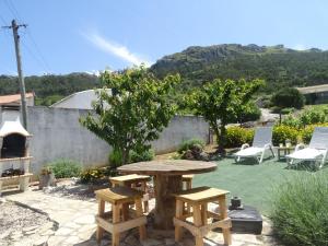Casa Do Avô In Montejunto