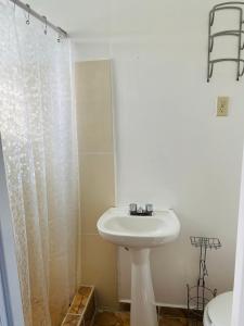 Blue Sky Rentals Utila