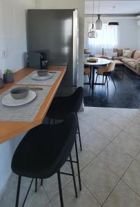 Rodos Beach Apartment 33