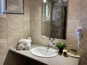 Studio (3 Adults) room in Residence Poseidon