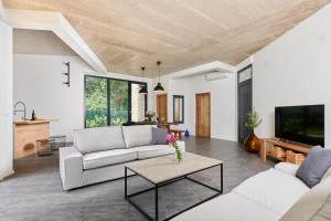 Unique Design Vila Doris