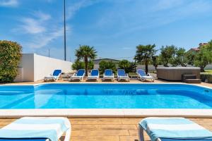 Villa Suker - Jacuzzi, Pool, Sauna 