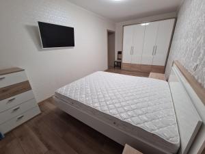 127-Avenue Apartment