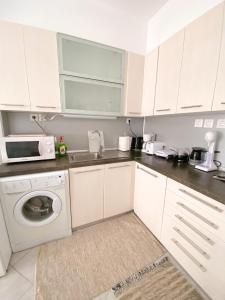 A wonderful apartment in front of the sea!