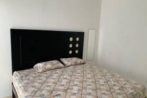 Residencial con seguridad y áreas recreativas.