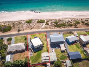 Sandy Feet 31 Gold Coast Drive