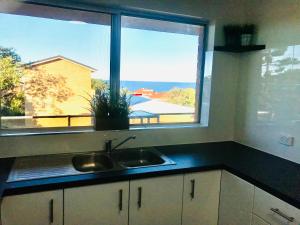 Ocean View from Balcony - Coastal walk on your doorstep