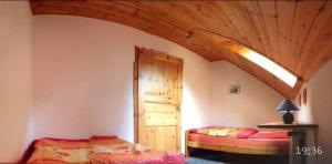 Schickebude-Steinhude-1-400m-zum-naechsten-oeffentlichen-Wasserzugang-5-Minuten-zur-Badeinsel-ruhige-Lage-mit-schoenem-Aussenbereich