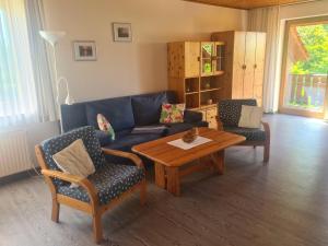 Schickebude-Steinhude-1-400m-zum-naechsten-oeffentlichen-Wasserzugang-5-Minuten-zur-Badeinsel-ruhige-Lage-mit-schoenem-Aussenbereich