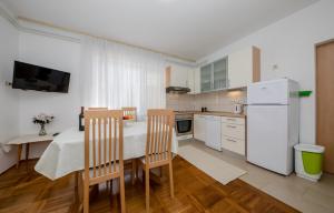 Apartments Ljubica Banjol