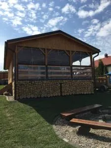 Siedlisko nr 4A nad jeziorem Skarlińskim, jezioro, mazury, domki letniskowe - Osetno