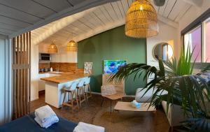 Appartements sous les toits de st tropez : photos des chambres