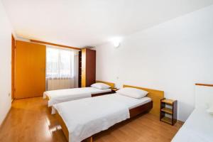 Apartments 4 You
