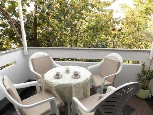 Apartment in Malinska with Seaview, Terrace, WIFI, Washing machine (4690-2)