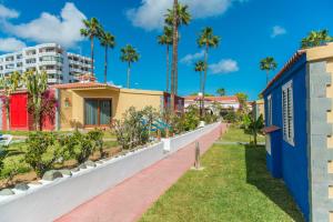 HL Miraflor Suites Hotel