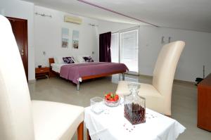 Apartments Roza