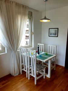 City & Sea Apartment nearby Old Town