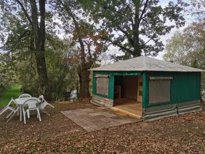 Campings camping de la chagnee : photos des chambres