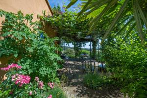 Maisons de vacances House With Garden And Sea View : photos des chambres