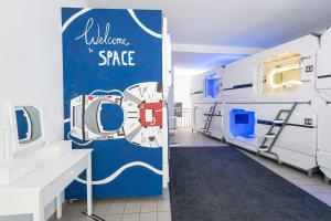 Space Home Apartment -City