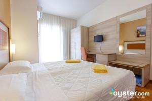 Superior Double or Twin Room with Lake View room in Hotel Castell