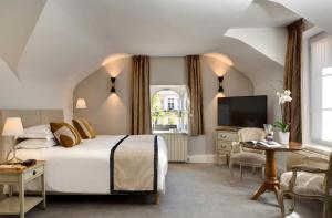 Hotels Le Manoir Les Minimes : photos des chambres