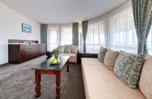 хотел Свети Николай Приморско